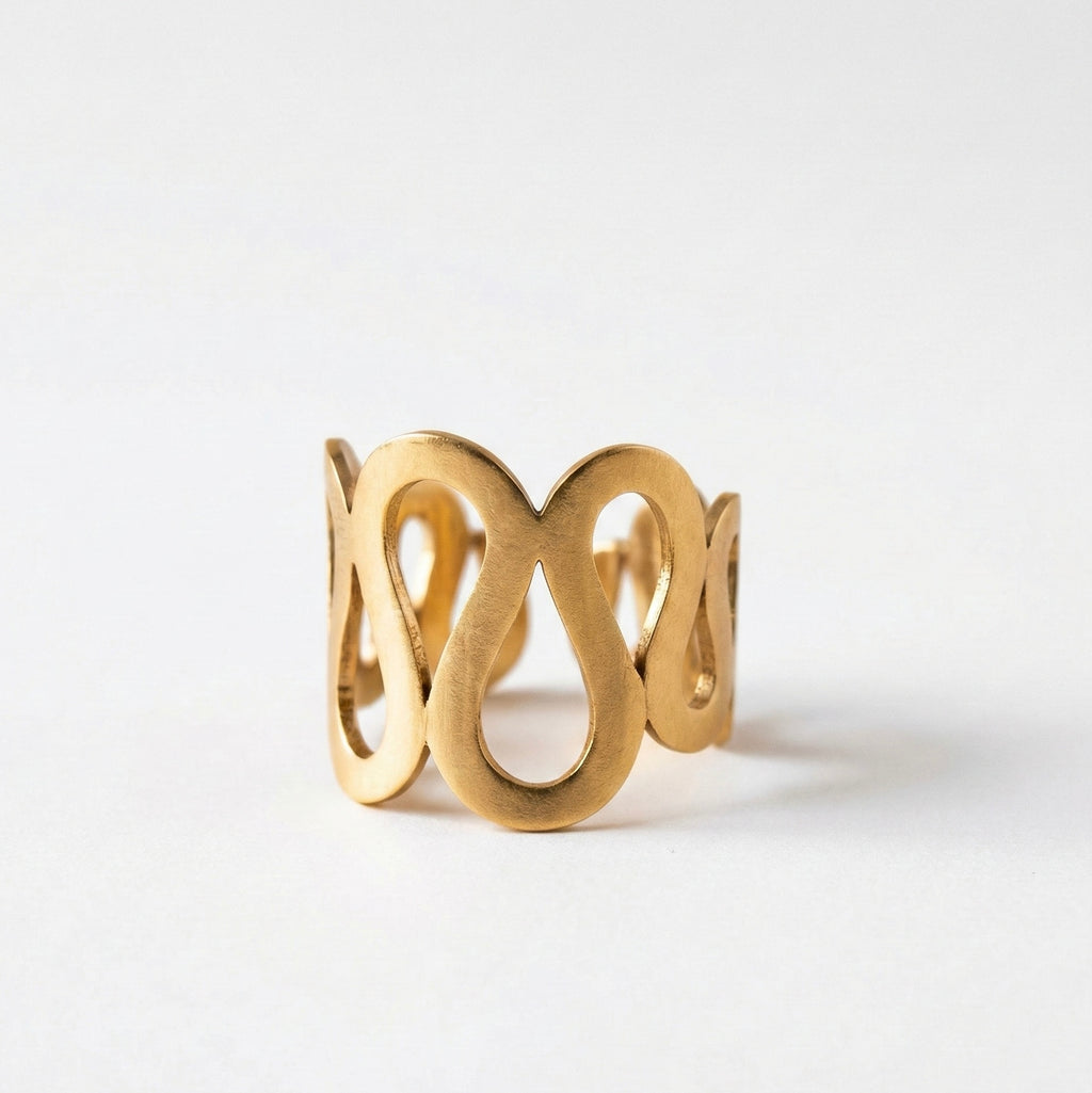Bague Eniola