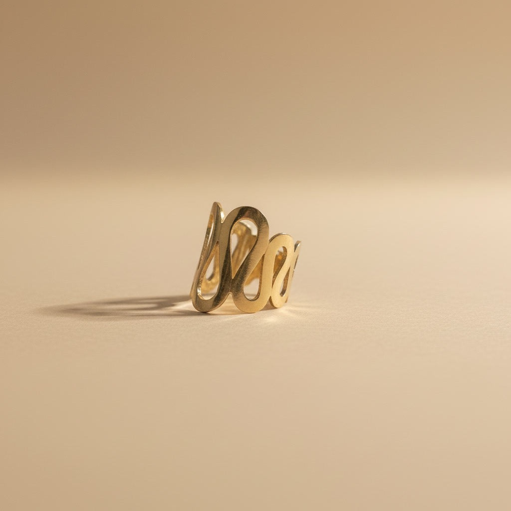 Bague Eniola
